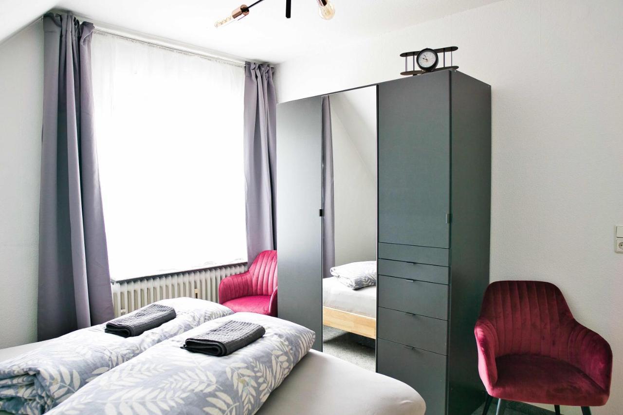 Stilvolle 2 Schlafzimmer Apartments Heidegarten, Osterheide, Zentrum Шнефердинген Экстерьер фото