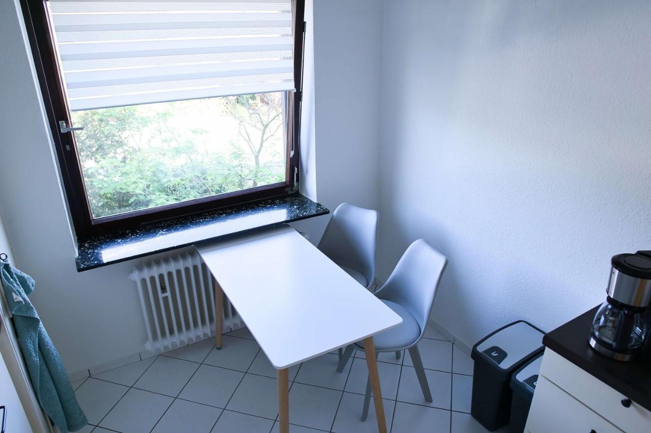 Stilvolle 2 Schlafzimmer Apartments Heidegarten, Osterheide, Zentrum Шнефердинген Экстерьер фото