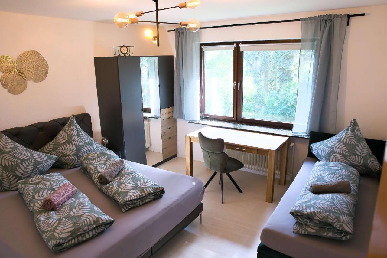 Stilvolle 2 Schlafzimmer Apartments Heidegarten, Osterheide, Zentrum Шнефердинген Экстерьер фото