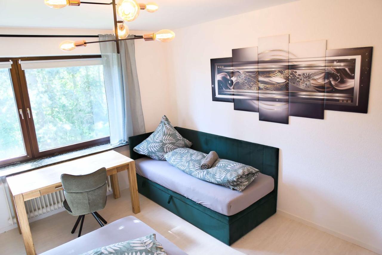 Stilvolle 2 Schlafzimmer Apartments Heidegarten, Osterheide, Zentrum Шнефердинген Экстерьер фото